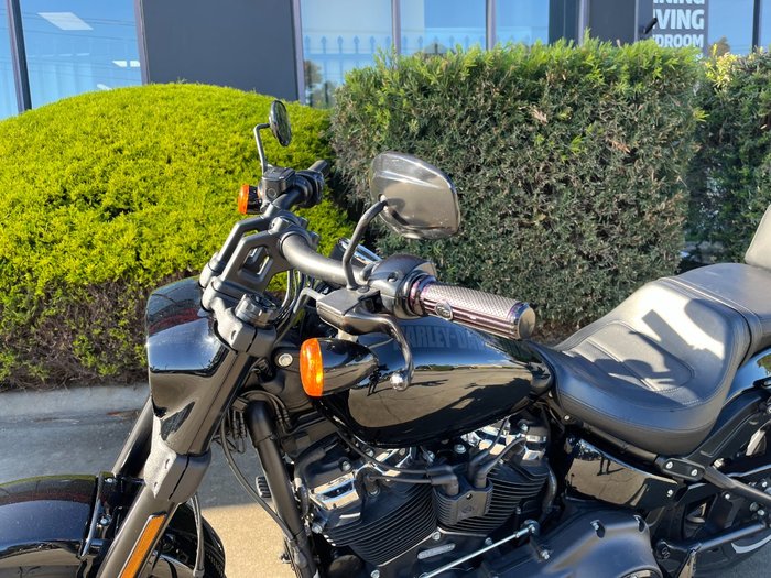 2018 HARLEY-DAVIDSON FXFBS FAT BOB S (114) Black