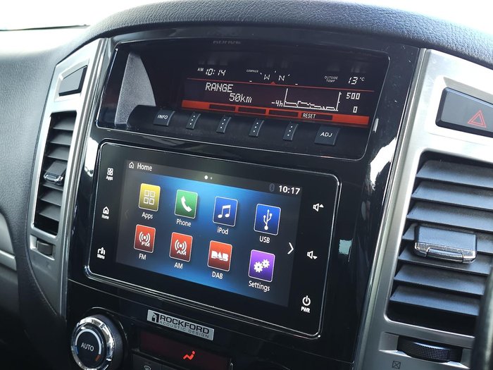 2015 Mitsubishi Pajero Exceed