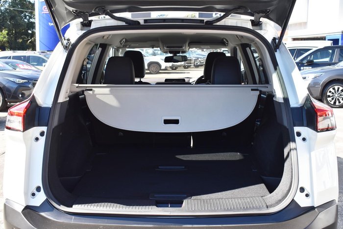 2022 Nissan X-TRAIL ST-L