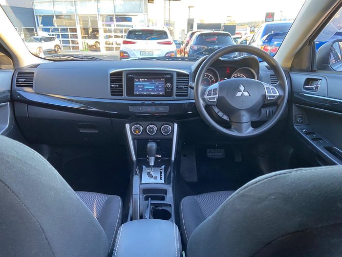 2017 Mitsubishi Lancer ES Sport