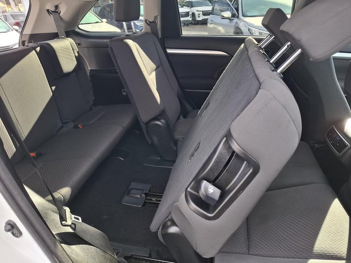 2017 Toyota Kluger GX