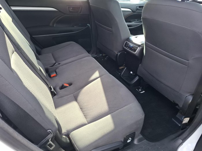 2017 Toyota Kluger GX