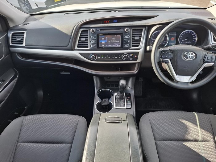 2017 Toyota Kluger GX