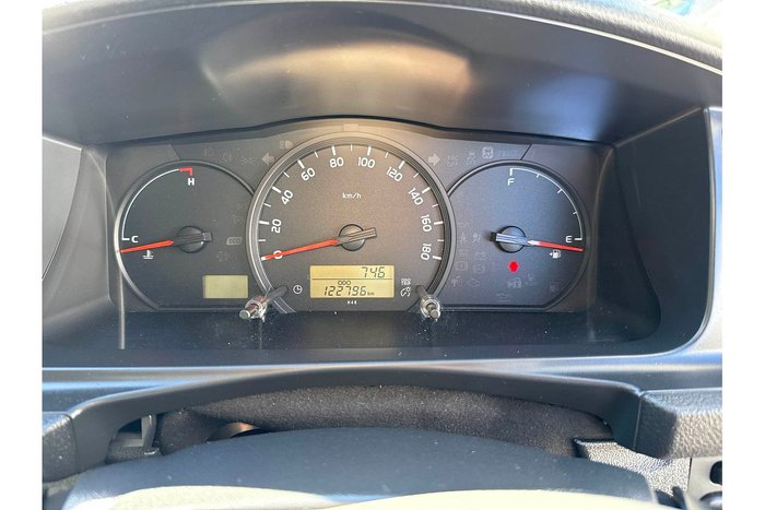 2016 Toyota Hiace Commuter