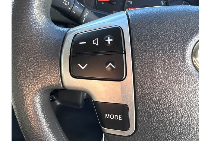 2016 Toyota Hiace Commuter