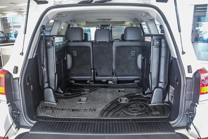 2019 Toyota Landcruiser VX