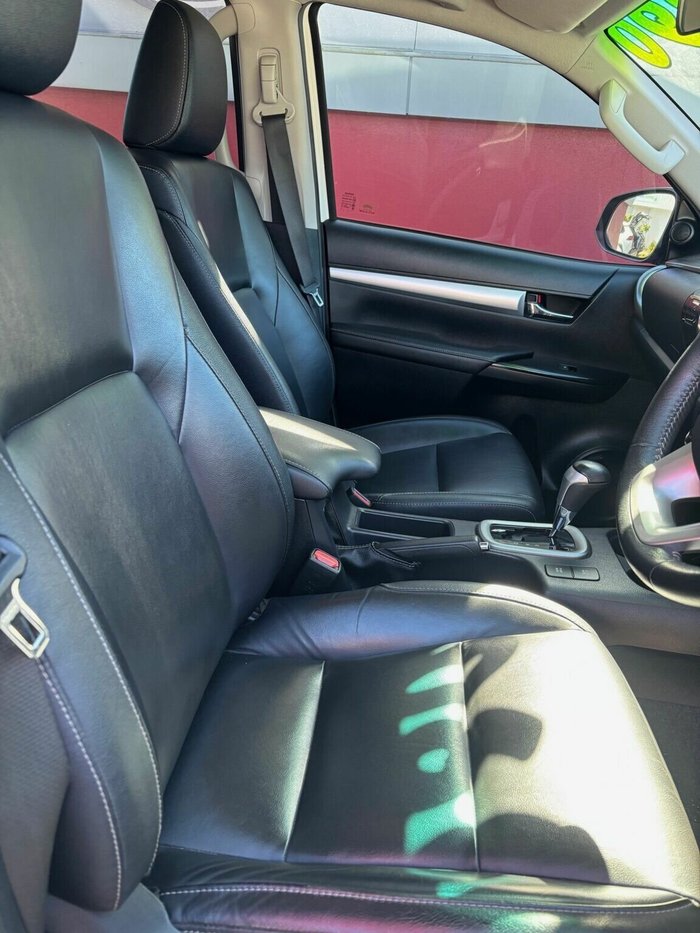 2019 Toyota Hilux SR5