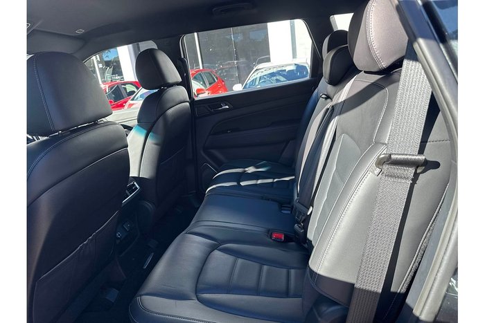 2023 SsangYong Rexton Adventure