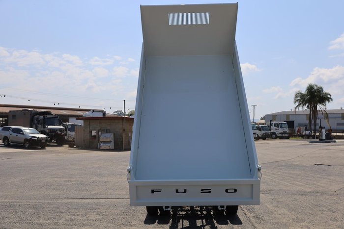 2025 Fuso Canter 615 Tipper Manual White