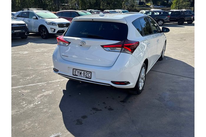 2015 Toyota Corolla Ascent Sport
