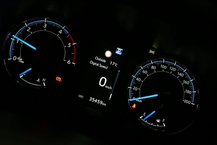 2023 Toyota Hilux Rogue