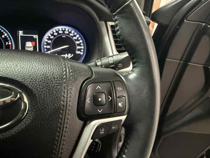 2017 Toyota Kluger Grande