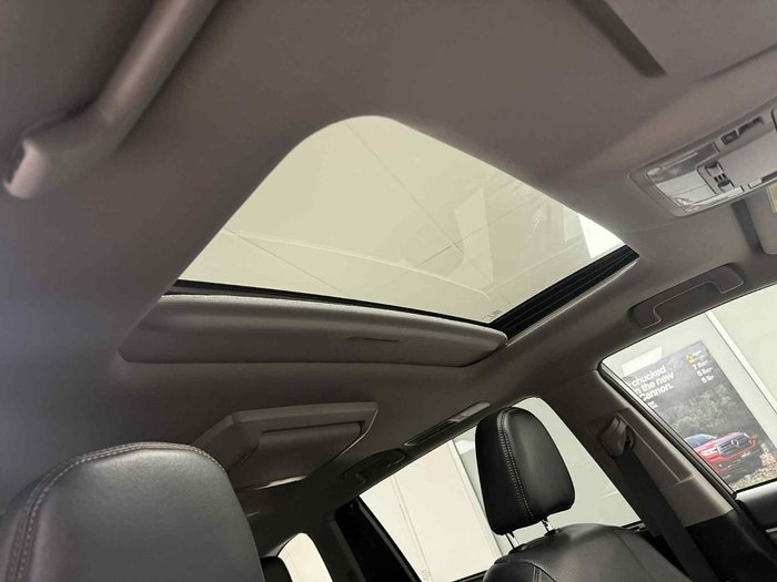 2017 Toyota Kluger Grande