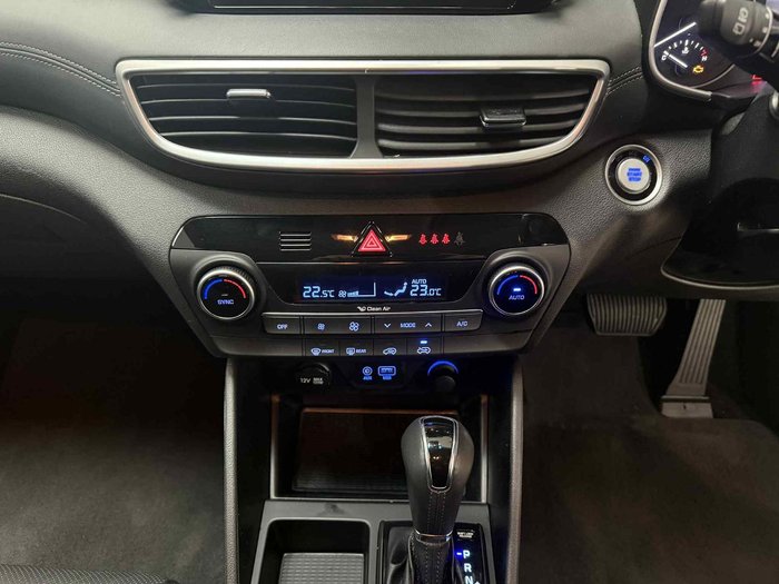 2017 Toyota Kluger Grande