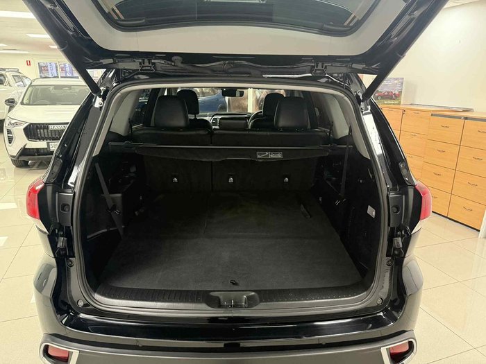 2017 Toyota Kluger Grande