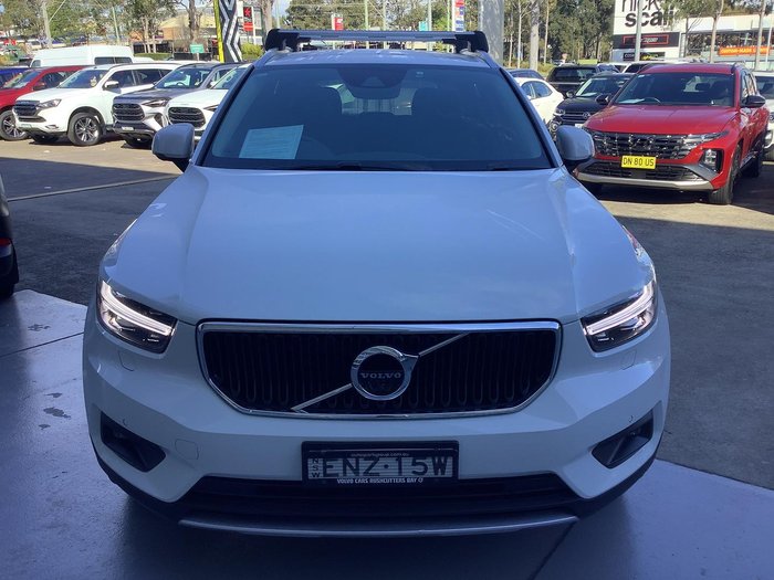 2021 Volvo XC40 T4 Momentum