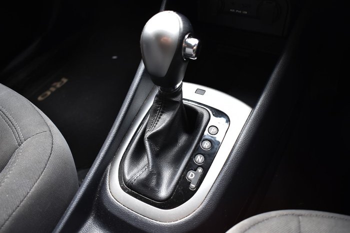 2013 Kia Rio Si