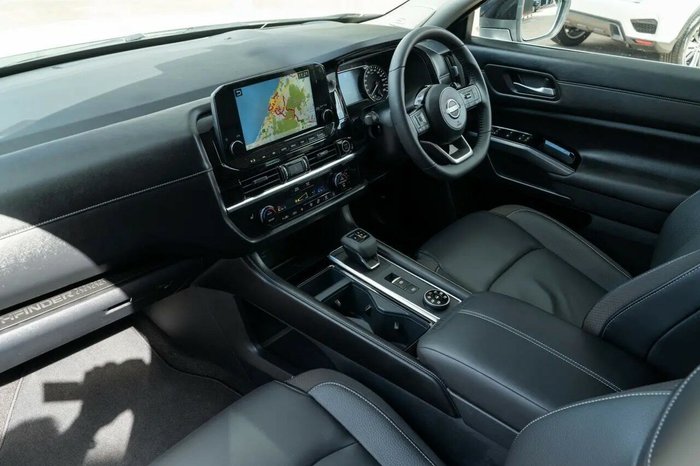 2024 Nissan Pathfinder Ti