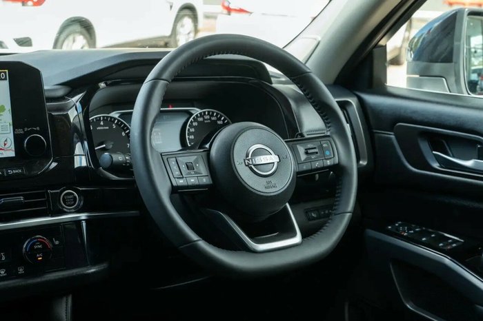 2024 Nissan Pathfinder Ti