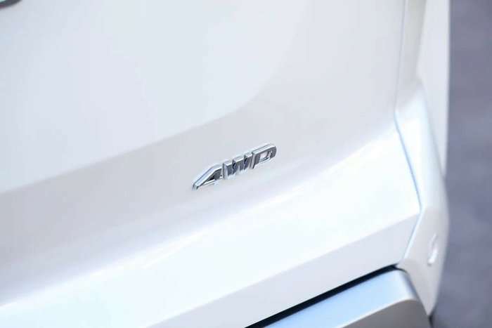 2024 Nissan Pathfinder Ti