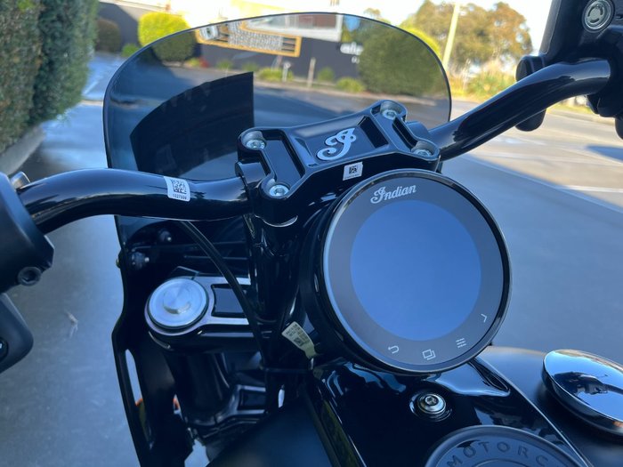 2023 Indian SPORT CHIEF CRUISER STEALTH GRAY