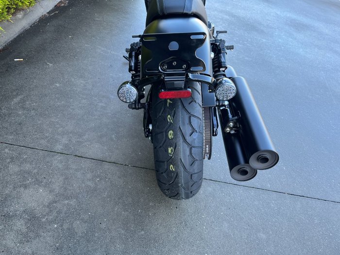 2023 Indian SPORT CHIEF CRUISER STEALTH GRAY