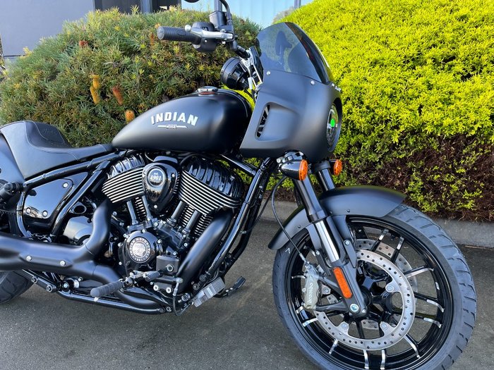 2023 Indian SPORT CHIEF CRUISER STEALTH GRAY