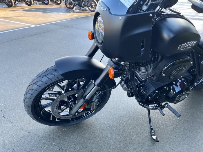 2023 Indian SPORT CHIEF CRUISER STEALTH GRAY