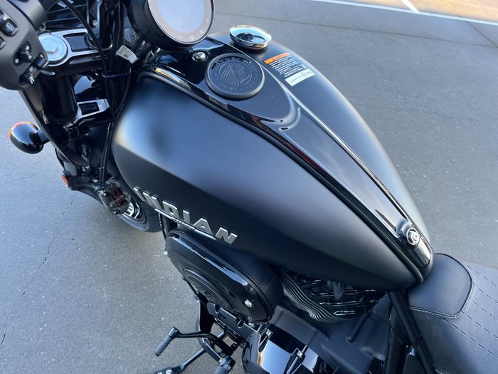 2023 Indian SPORT CHIEF CRUISER STEALTH GRAY