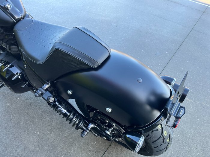 2023 Indian SPORT CHIEF CRUISER STEALTH GRAY