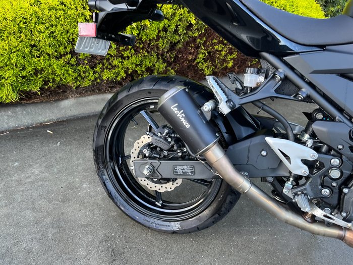 2022 Kawasaki Z400 Grey
