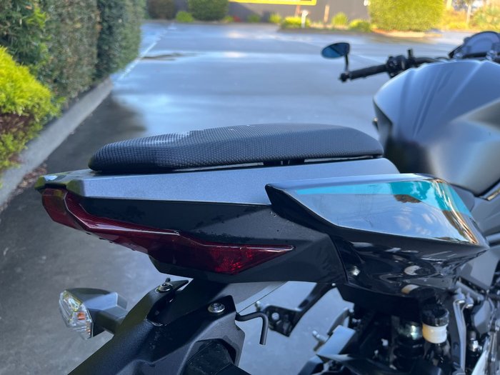 2022 Kawasaki Z400 Grey