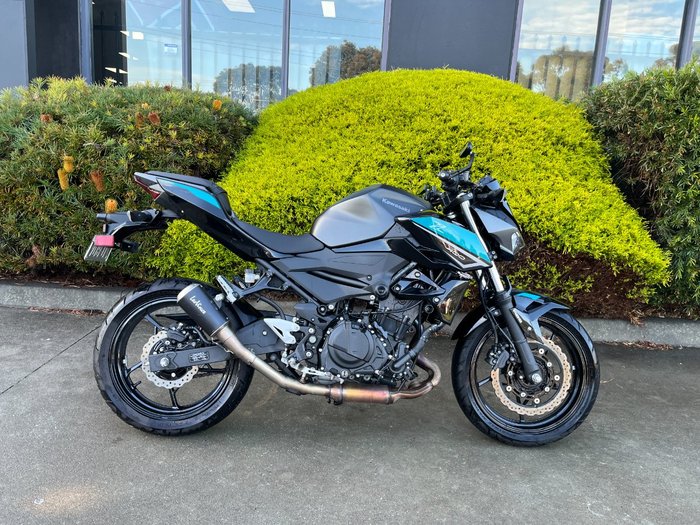 2022 Kawasaki Z400 Grey