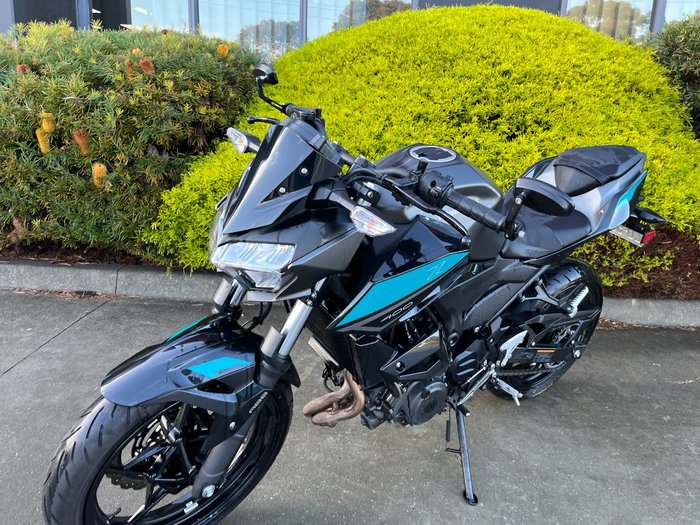 2022 Kawasaki Z400 Grey