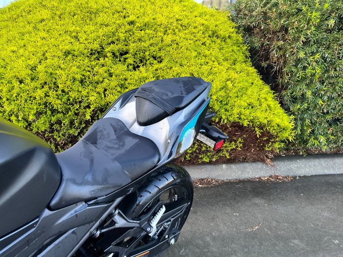2022 Kawasaki Z400 Grey