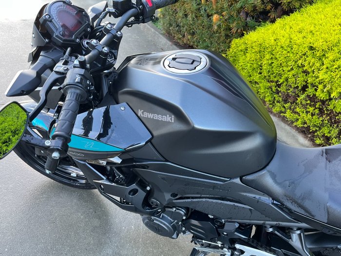 2022 Kawasaki Z400 Grey