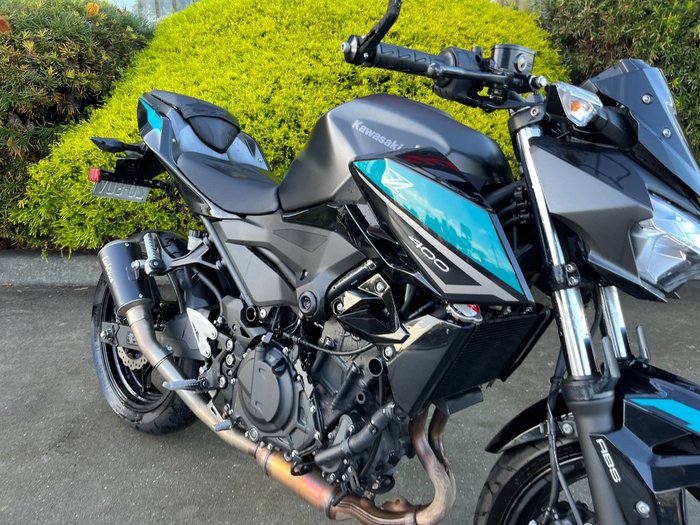 2022 Kawasaki Z400 Grey