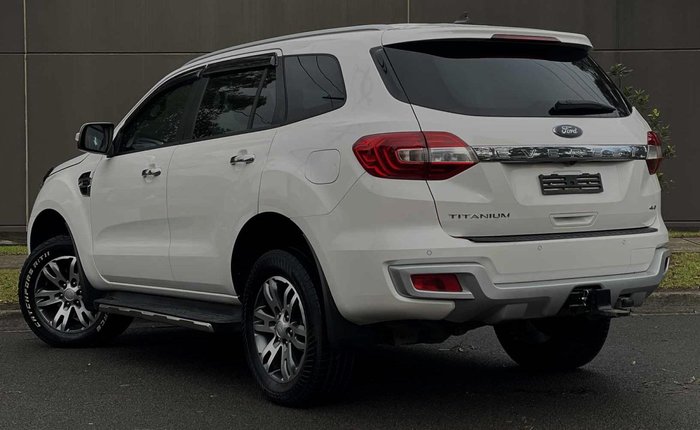 2022 Ford Everest Titanium