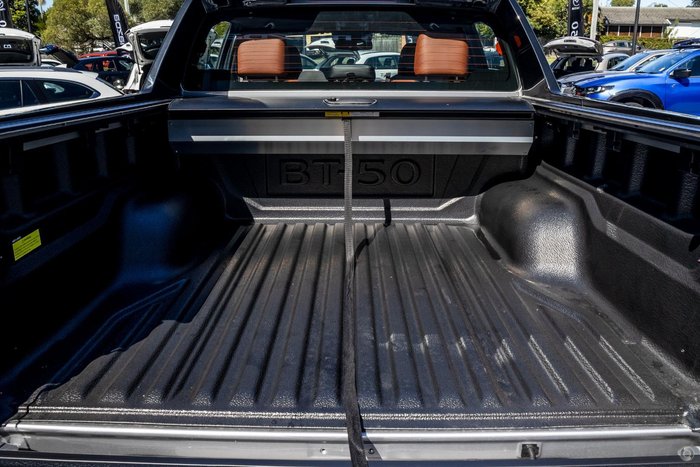 2025 Mazda BT-50 SP