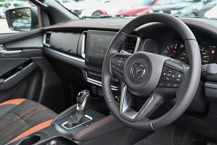 2025 Mazda BT-50 SP