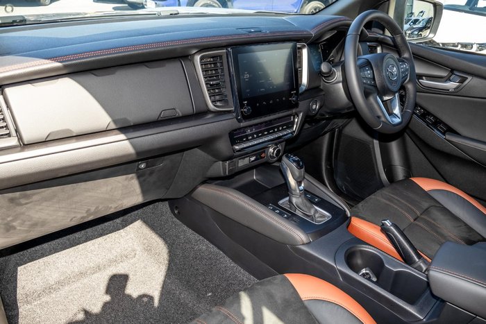 2025 Mazda BT-50 SP