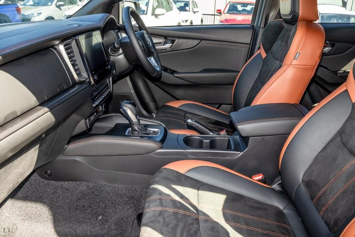 2025 Mazda BT-50 SP