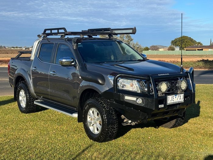 2017 Nissan Navara ST