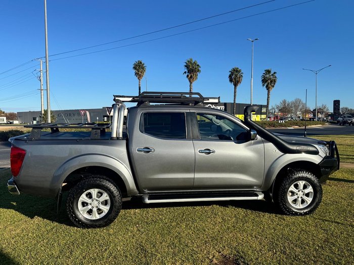 2017 Nissan Navara ST