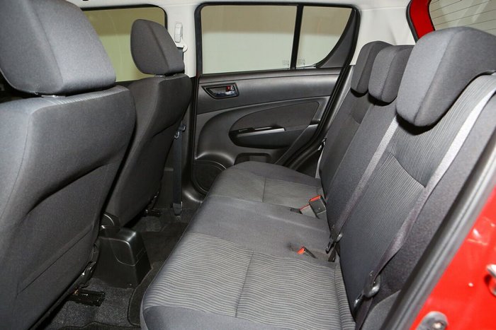 2013 Suzuki Swift GLX