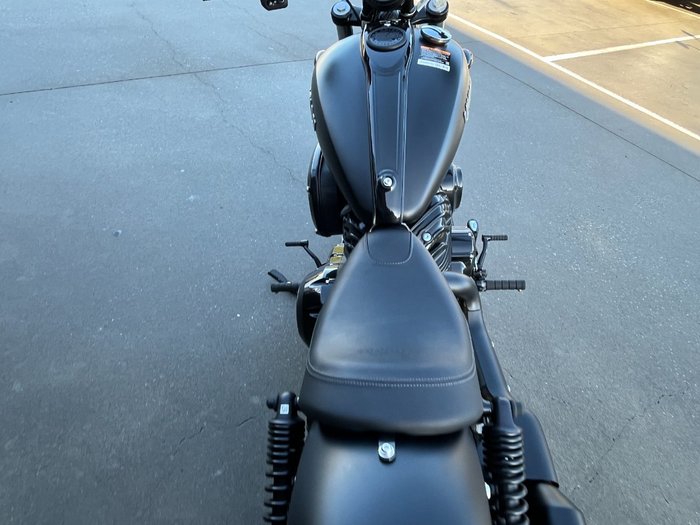 2023 Indian CHIEF DARK HORSE BLACK SMOKE