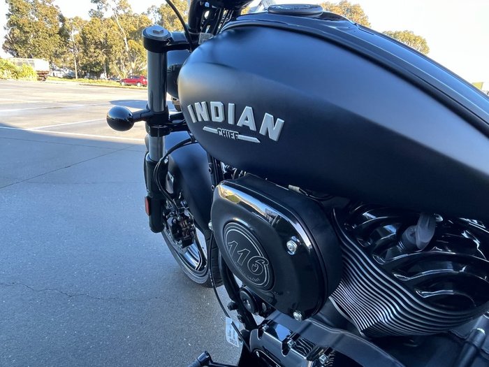 2023 Indian CHIEF DARK HORSE BLACK SMOKE