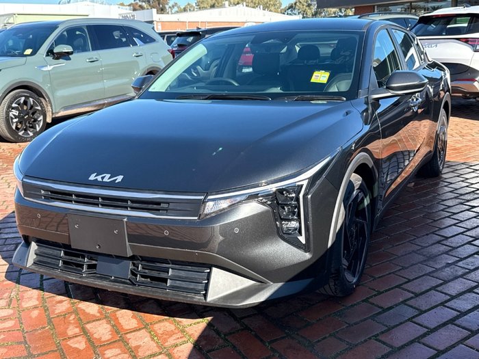2025 Kia K4 Sport+