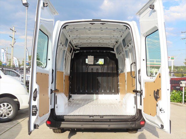 2025 Renault Master Pro 110kW