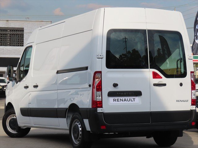 2025 Renault Master Pro 110kW